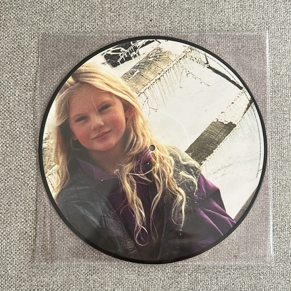 NEW Taylor Swift Christmas Tree Farm Vinyl - Picture 2 of 3